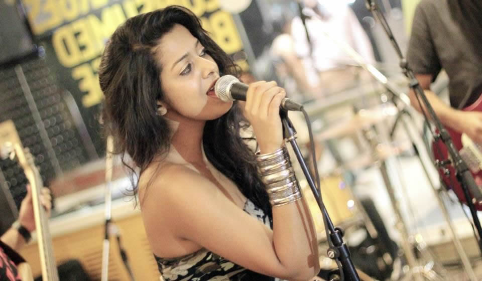 top bollywood singer belgaum