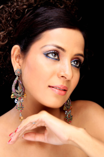 professional female model belgaum