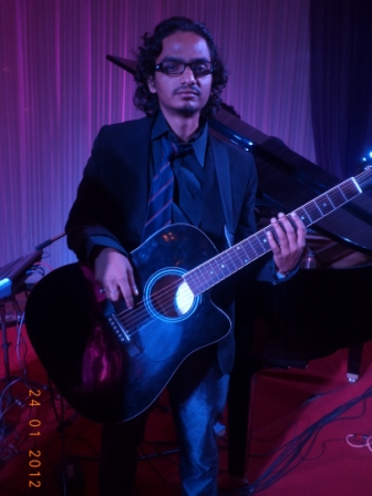 male guitar players belgaum